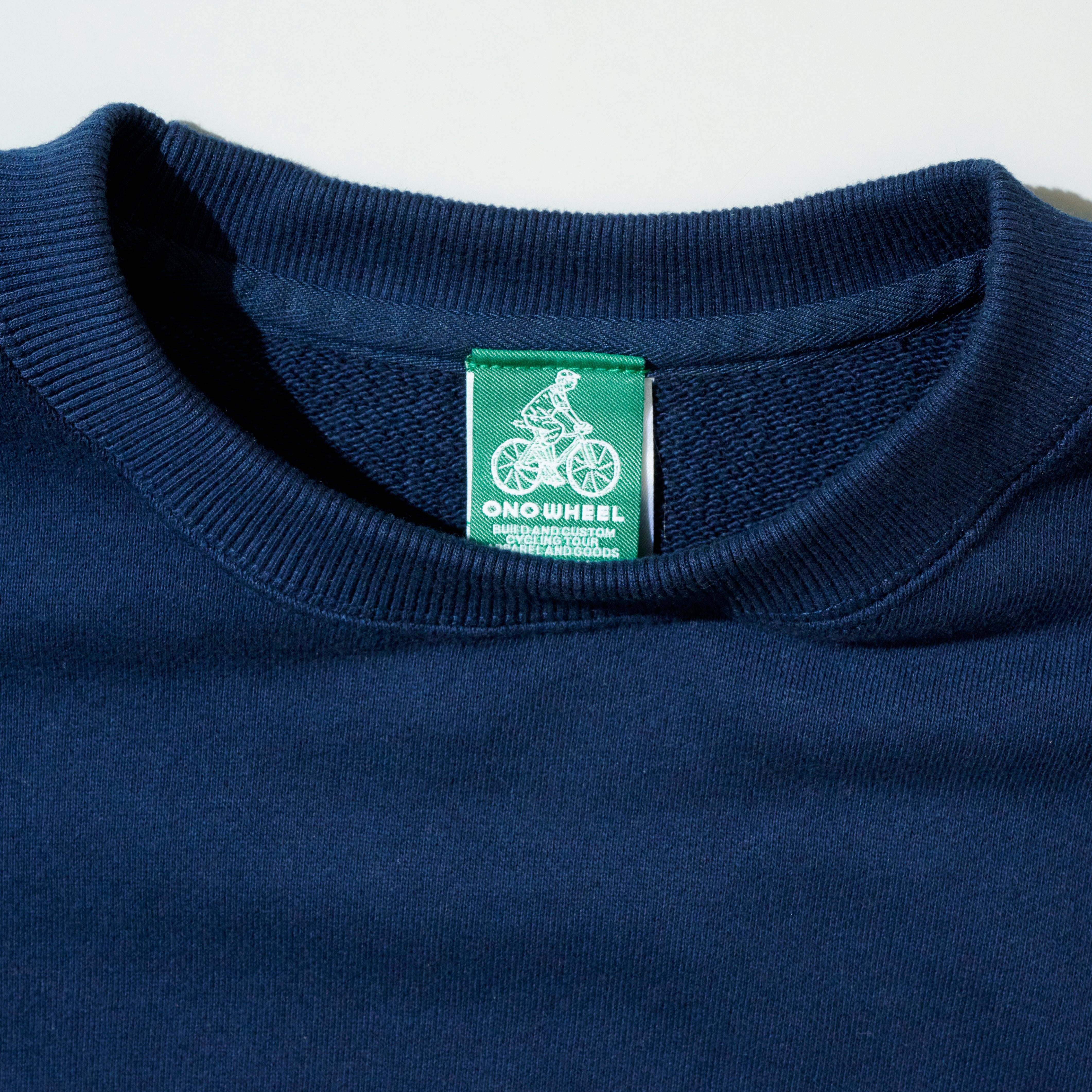 アビスパ福岡 × ONOWHEEL クルーネックスウェット アビー アビスパ福岡 × ONOWHEEL クルーネックスウェット HOMEアビー – ONO WHEEL
